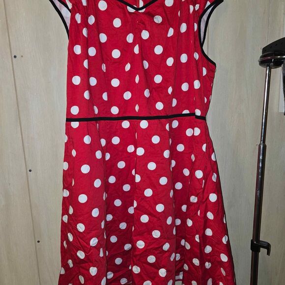 official Disney Dress Shop park minnie mouse dress. - Picture 1 of 4